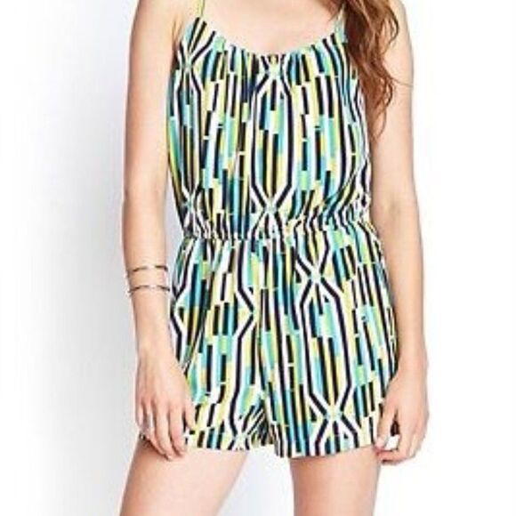 Forever 21 Contemporary Cubist V Back Romper, size Large - Picture 1 of 4